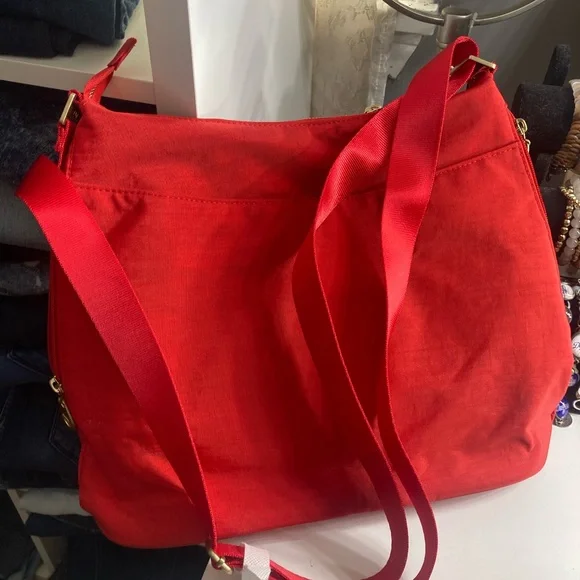 Baggallini Red Shoulder Bag with Gold Hardware - Picture 2 of 4